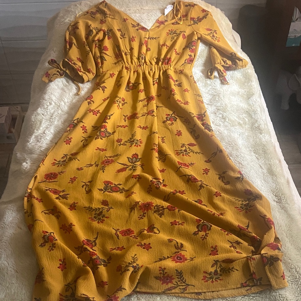 Floral Yellow Maxi Dress